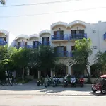 Theodorou Aparthotel