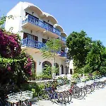 特奥多海滩公寓酒店 公寓式酒店