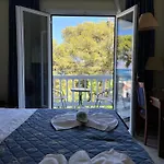 特奥多海滩公寓酒店 公寓式酒店