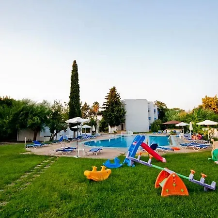 Theodorou Aparthotel 3*