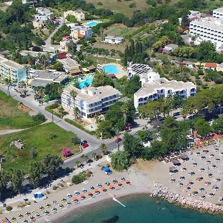 Theodorou Aparthotel