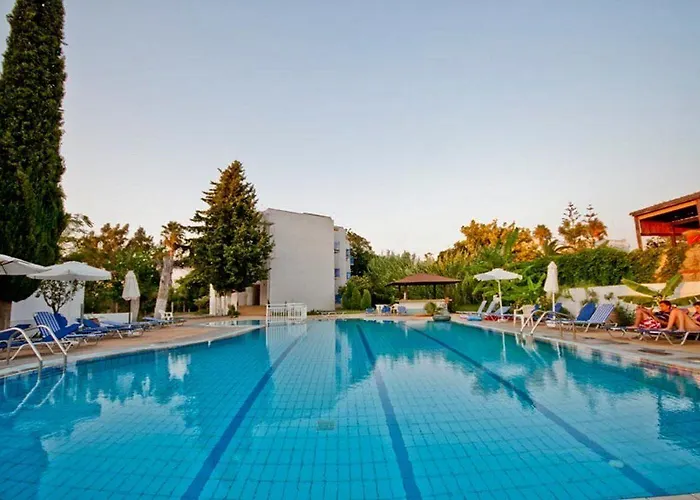Hotel de apartamente Theodorou 3*