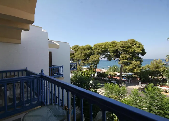 Hotel de apartamente Theodorou 3*